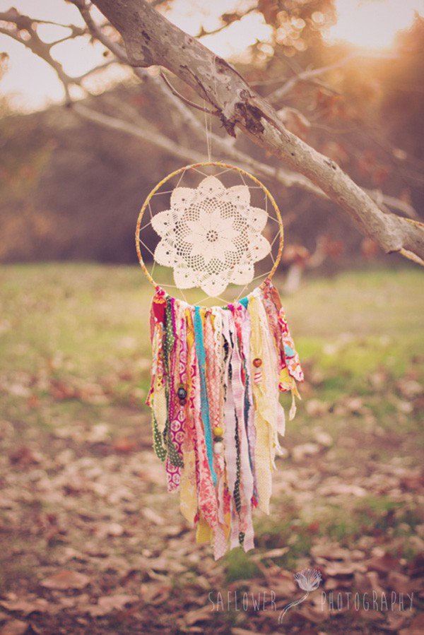 Amazing photographs of diy crafts of dream catcher | Incredible Snaps